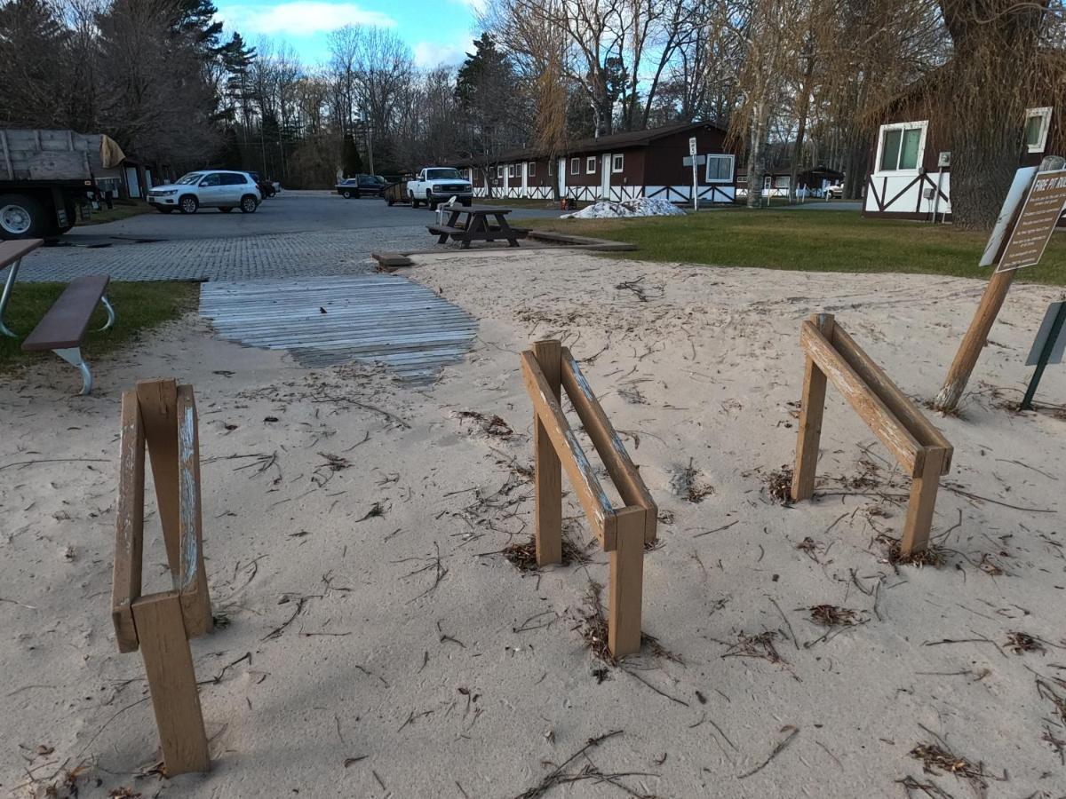 Sunrise Beach Oscoda @ Surfside Lejlighedshotel Eksteriør billede